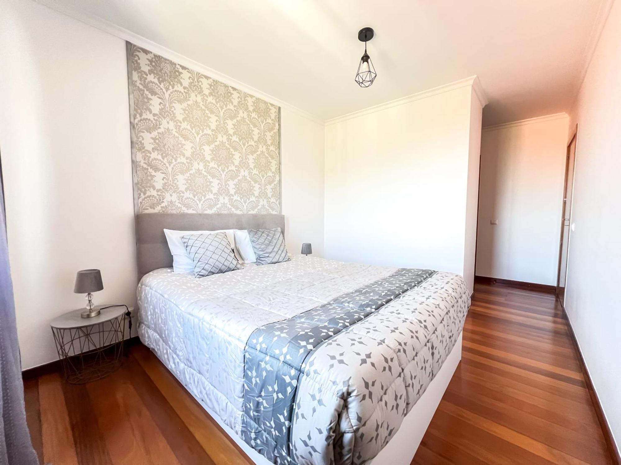 The Pink - Holidays In Madeira Island Appartement Caniço